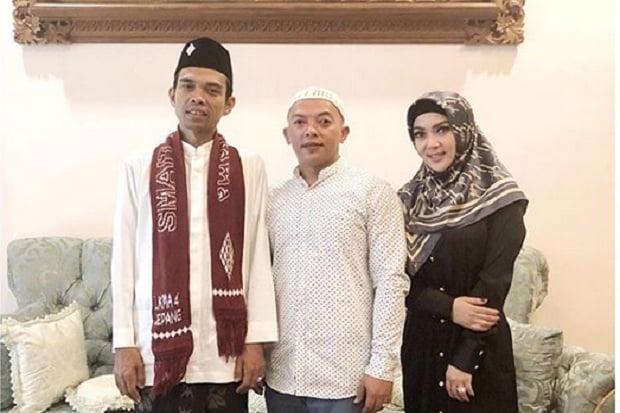 6 Fakta Syahrini, mulai Keluarga Kaya hingga Cucu Kiai