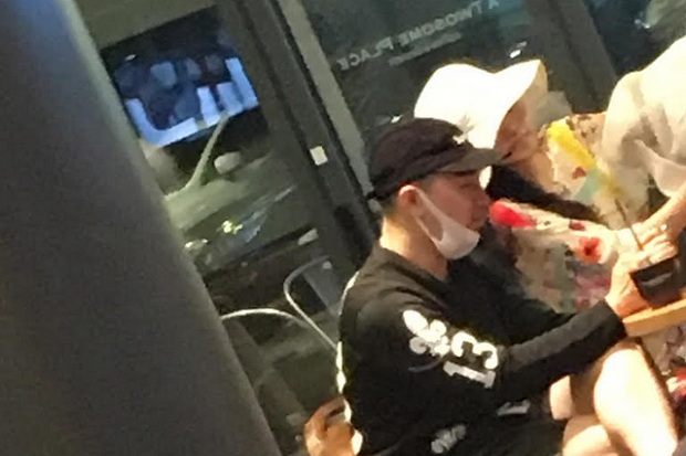 Libur Wamil, Taeyang Pamer Foto Masa Kecil