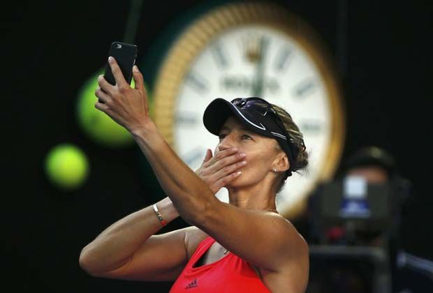 Momen Emosional Lucic-Baroni Setelah Gagal ke Final