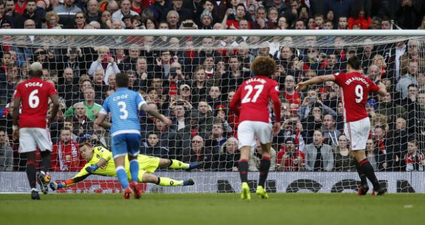 Ditahan Imbang Bournemouth, MU Gagal Geser Liverpool