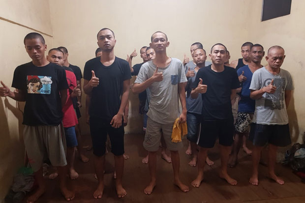 Jaga Kerapihan, Puluhan Tahanan Cengkareng Dicukur
