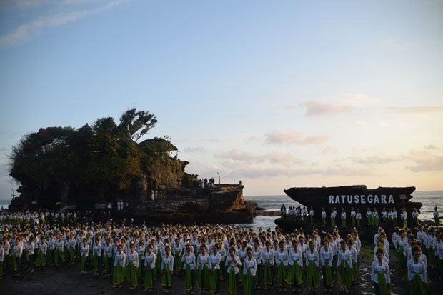 Tanah Lot Festival Dibuka, Bupati Tabanan Targetkan 55 Ribu Wisatawan