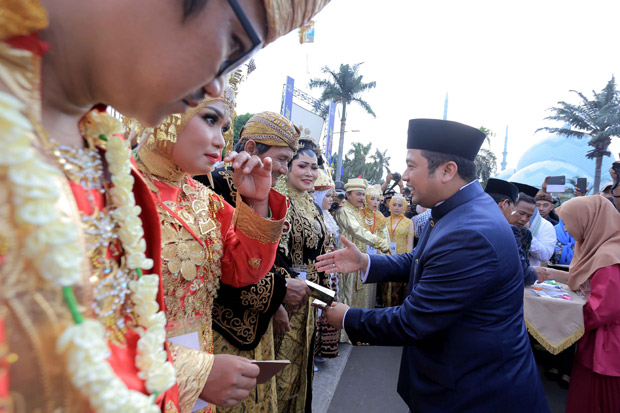 Gelar Tangerang Ngebesan, 612 Pasutri Lakukan Resepsi Pernikahan Bareng