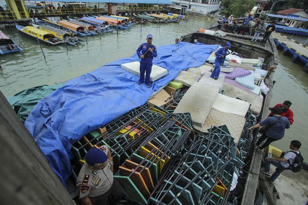 Ditpolair Polda Kepri Gagalkan Penyelundupan Barang Bekas dari Singapura