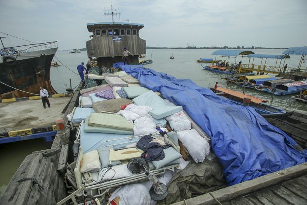 Ditpolair Polda Kepri Gagalkan Penyelundupan Barang Bekas dari Singapura