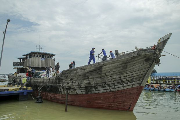 Ditpolair Polda Kepri Gagalkan Penyelundupan Barang Bekas dari Singapura