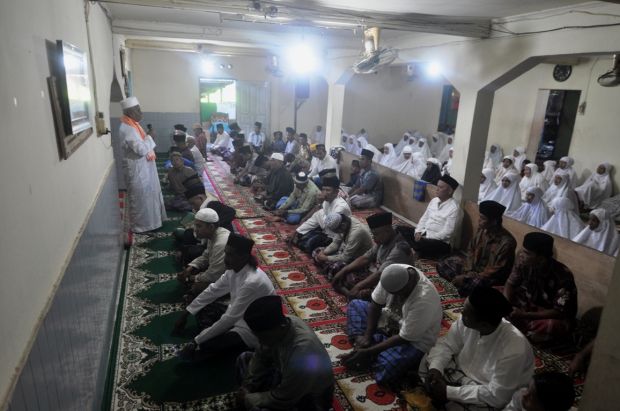 Tarekat Naqsabandiyah di Padang Sudah Mulai Berpuasa Hari Ini