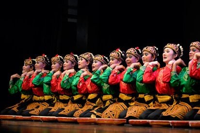 10 Tari Tradisional Indonesia Paling Populer