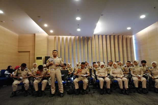Taruna PKTJ Tegal Timba Ilmu Jurnalistik di KORAN SINDO-SINDONEWS
