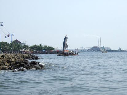 Jangan Lewatkan Teluk Indah Ini dari Daftar Travelingmu