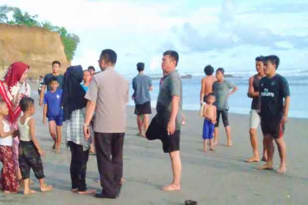 2 Warga Bengkulu Terseret Ombak di Objek Wisata Tapak Batu