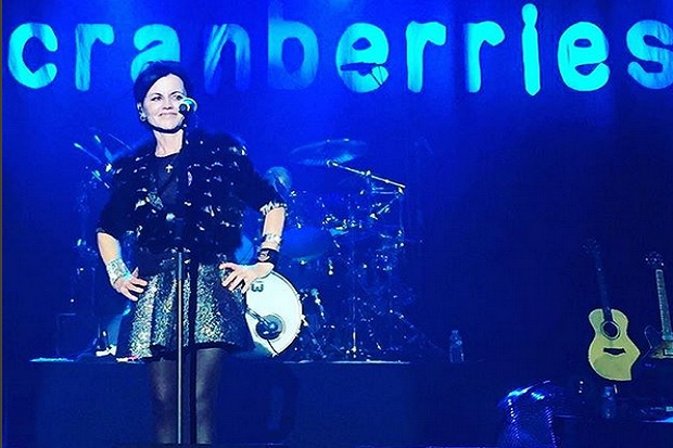 Bakat Dolores Terasah Bersama The Cranberries