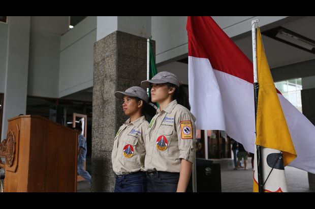 Dua Perempuan Indonesia Taklukkan Gunung Denali