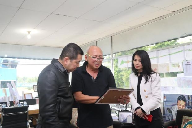 HT dan Tinton Bahas Kerja Sama Gelar MotoGP dan F1 di Sentul