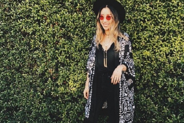 Gaya Unik DJ TOKiMONSTA