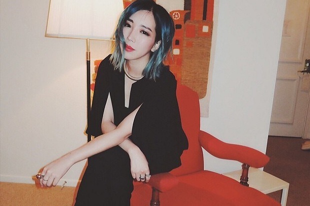 Gaya Unik DJ TOKiMONSTA