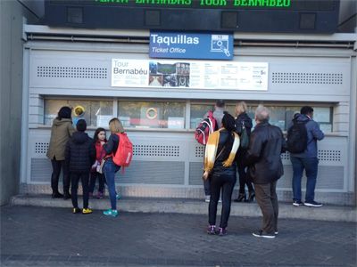 Menembus Lorong Santiago Bernabeu