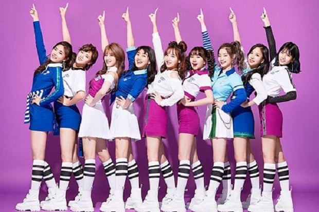 Kenalkan Heart Shaker, Twice Langsung Rajai Chart Musik Korea
