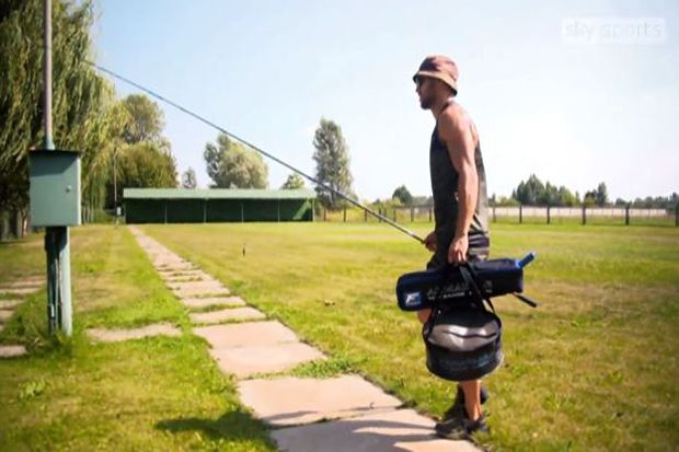 Uniknya Metode Latihan Lomachenko, Juggling Bola hingga Memancing