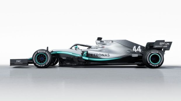 Hamilton Tes Mobil Anyar di Siverstone: Ini Sosok Mercedes W10