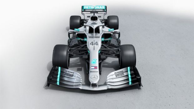 Hamilton Tes Mobil Anyar di Siverstone: Ini Sosok Mercedes W10