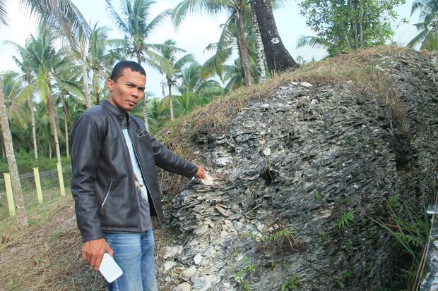 Jejak Manusia Purba di Bukit Kerang Kawal Darat