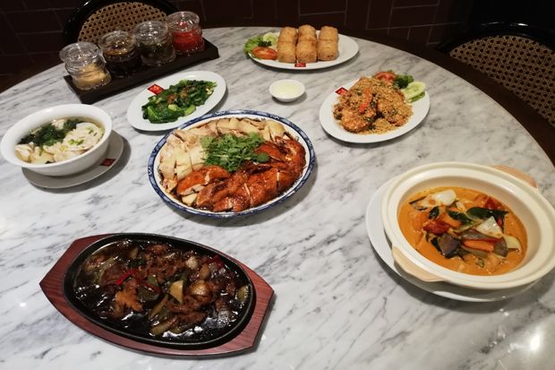 Berbuka Puasa dengan Gurihnya Nasi Ayam Hainan Menggoyang Lidah