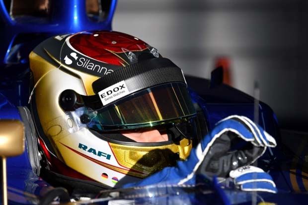 Nyentriknya Helm Pembalap di Ajang Formula 1 2017