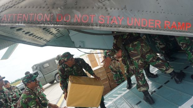 Satgas Kesehatan TNI Evakuasi 2 Bocah dari Distrik Sawa Erma Asmat