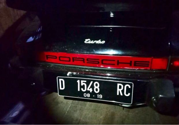 TNI AL Amankan 18 Moge dan Porsche Klasik dari Pontianak