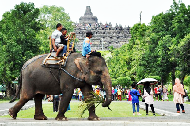 This Reason for Borobudur and Prambanan Visitors Come Two to Three Times in 2017