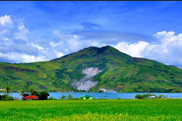 5 Spot Terbaik Menikmati Keindahan Danau Toba