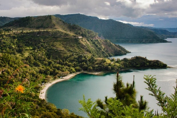 5 Spot Terbaik Menikmati Keindahan Danau Toba