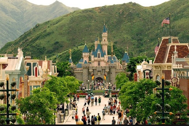 Mau Beli Tiket Disneyland dengan Harga Murah? Ini Waktunya