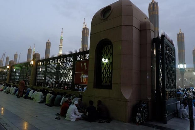 Yuk, Intip Suasana Berbuka Puasa di Masjid Nabawi