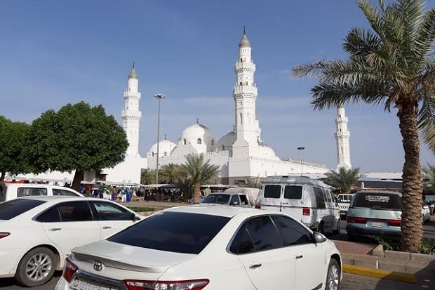 Zamzam Wisata Ajak Generasi Milenial Berpetualang Saat Umrah