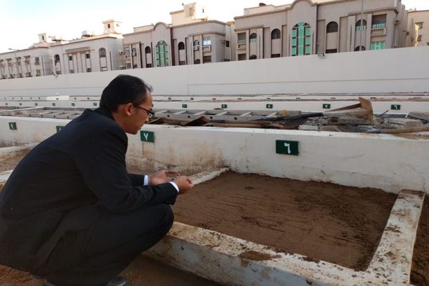 Akhirnya KJRI Jeddah Makamkan Jenazah SMR di Arab Saudi