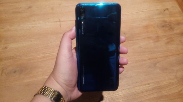 Huawei Y7 Pro 2019, Ponsel Entry-Level Rasa Flagship Sambangi Jakarta