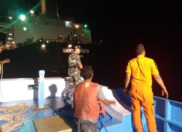 Evakuasi 4 WNA Australia dari Kapal Yacht Berlangsung Dramatis
