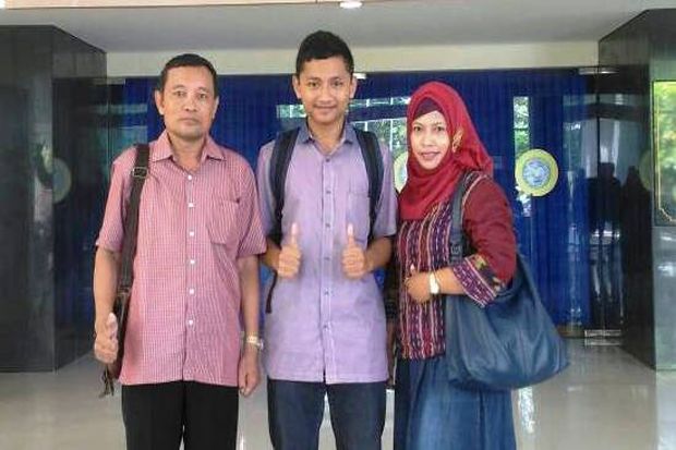 Baru 15 Tahun, 2 Mahasiswa Kedokteran Ini Jadi yang Termuda di Unair