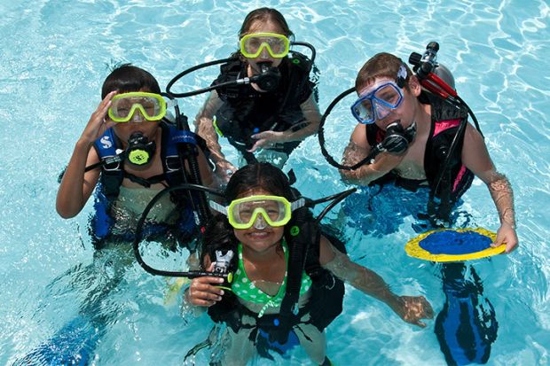 Menyelam Scuba Diving dan Freediving, Apa Bedanya Sih?