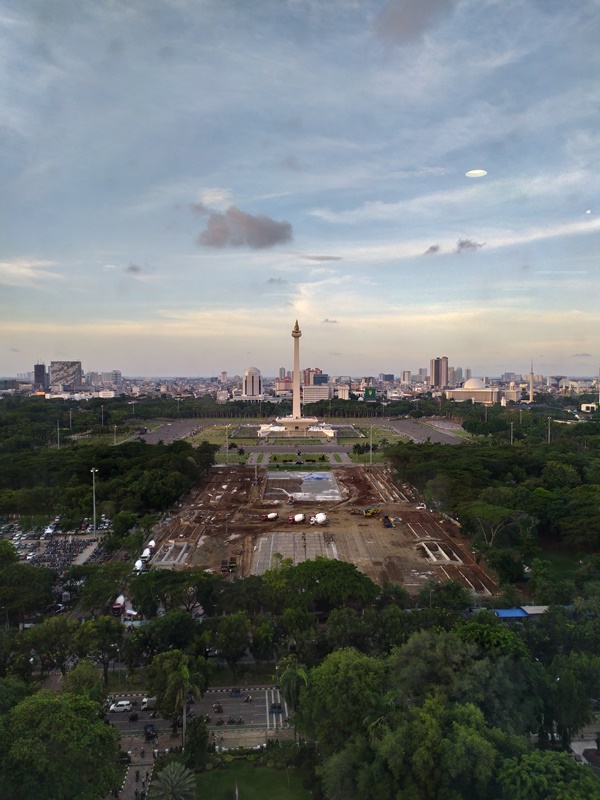 8 Hal yang Bikin Gedung Perpusnas Jadi Tempat Nongkrong Favorit