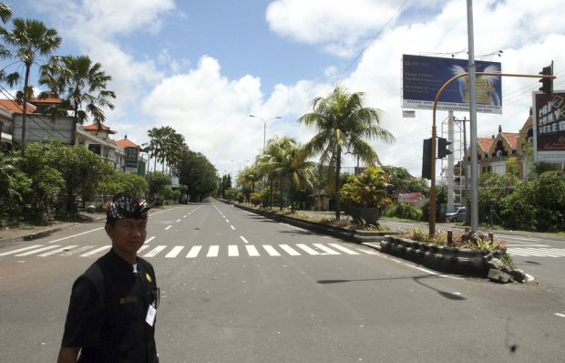 Gak Bisa Jalan-Jalan, Kenapa Turis Malah Hobi ke Bali Saat Nyepi?