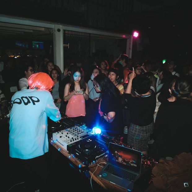 Dugem Pake Musik K-Pop? Makin Asik!