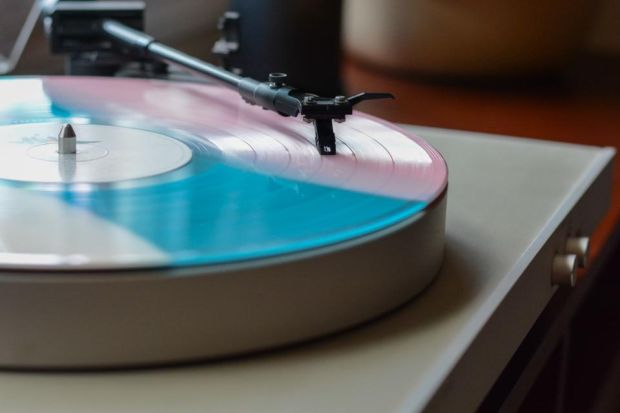 Fakta Unik Lo-Fi, Musik yang Cocok Buat Bantu Kamu Konsentrasi