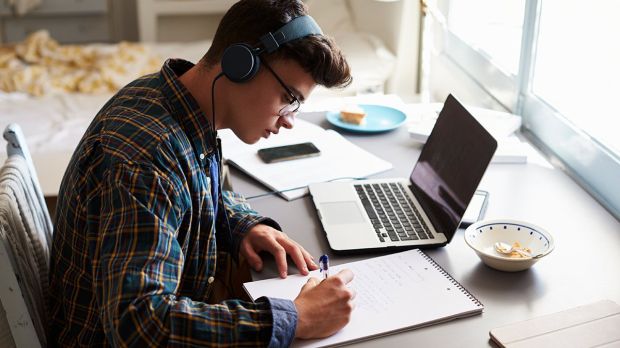 Fakta Unik Lo-Fi, Musik yang Cocok Buat Bantu Kamu Konsentrasi