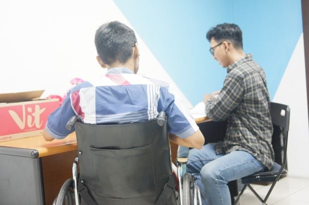 Tak Sekadar Gaji, Ini yang Bisa Kamu Dapatkan kalau Bekerja di LSM