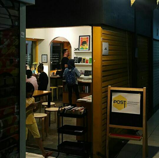 Toko Buku Independen: Sensasi Gereget Pencinta Aksara