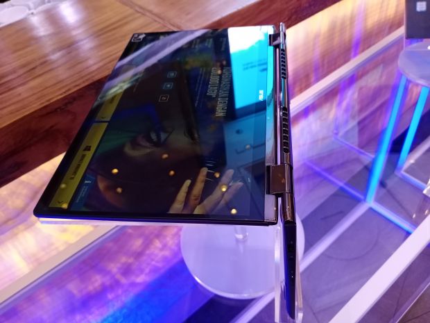 Lebih Ringkas dari Pendahulunya, Ini Harga ASUS ZenBook Flip UX362