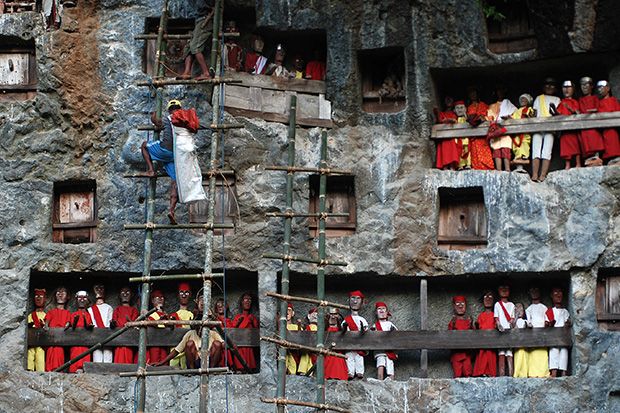 Areal Pemakaman Paling Unik di Dunia, Toraja Salah Satunya